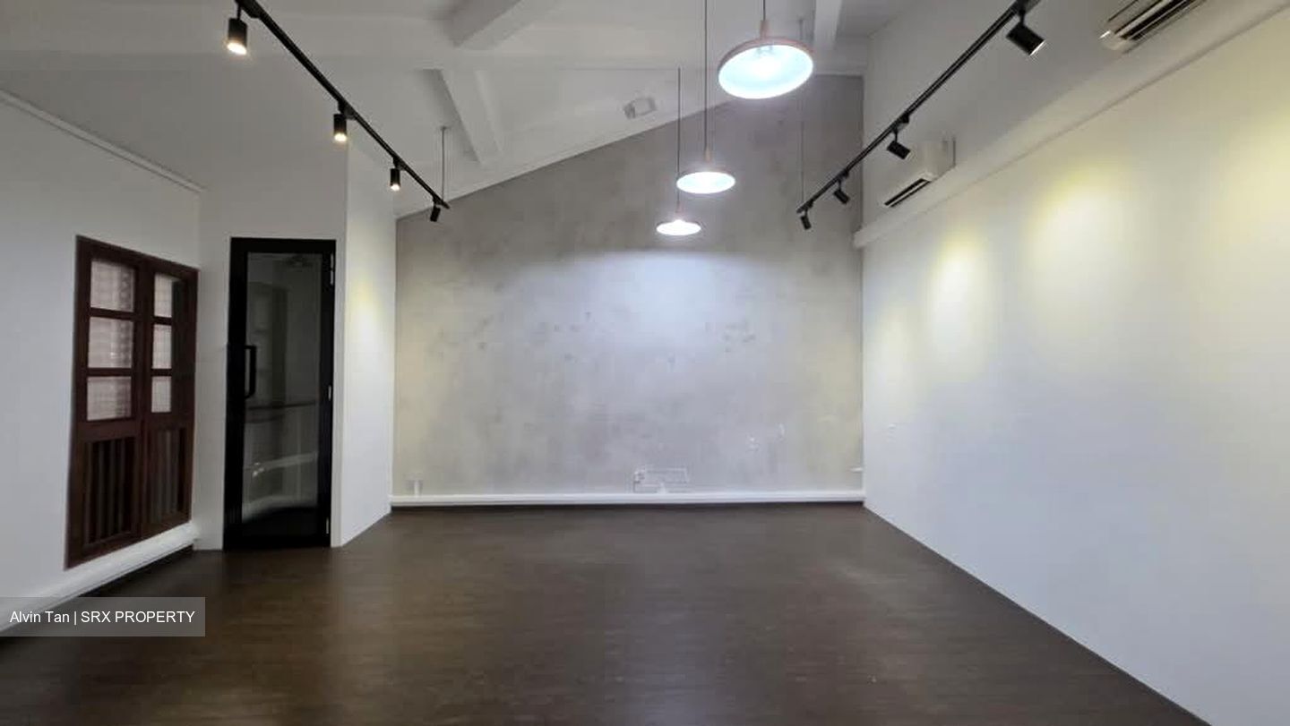 Jalan Besar Plaza (D8), Shop House #599195891